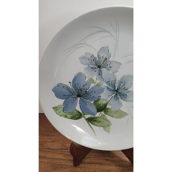 Crown Lynn New Zealand Sapphire Pottery Dinner Plate 9.75” Blue Floral Cream - Picture 2 of 5